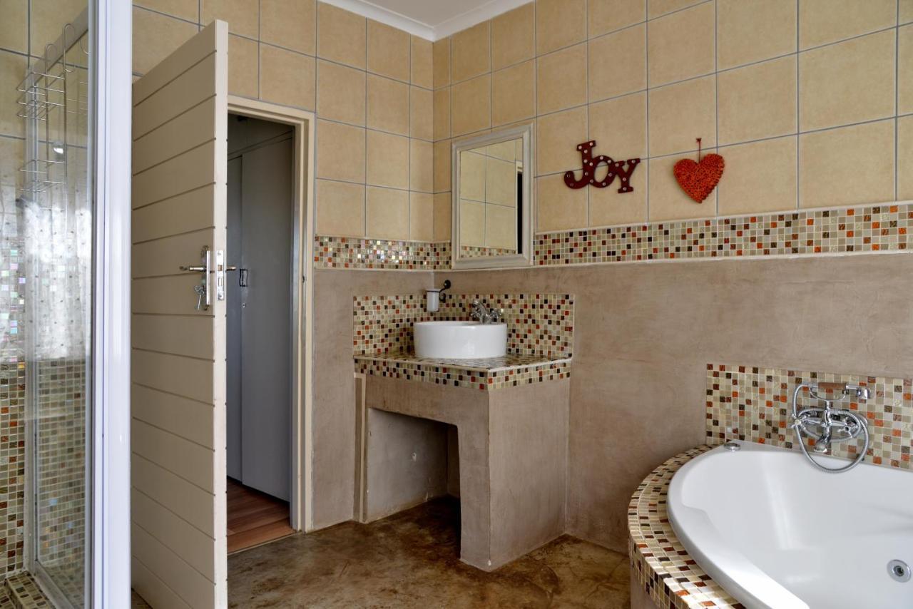 Annie'S Boutique Guesthouse And Garden Spa Hartbeespoort Luaran gambar