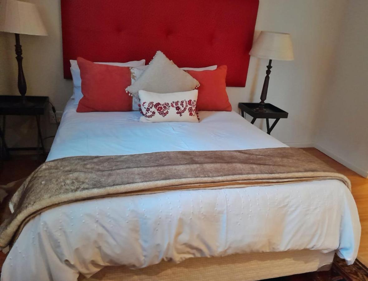Annie'S Boutique Guesthouse And Garden Spa Hartbeespoort Luaran gambar